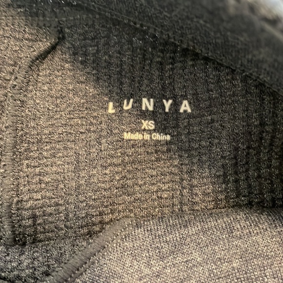 LUNYA relaxed thermal high rise legging - Picture 4 of 8